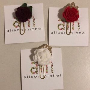 Flower felt paper clips